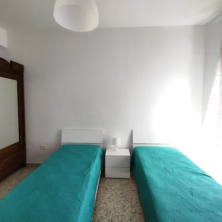 Vista Mare Vicino Al Mare E Al Centro Appartement Vieste